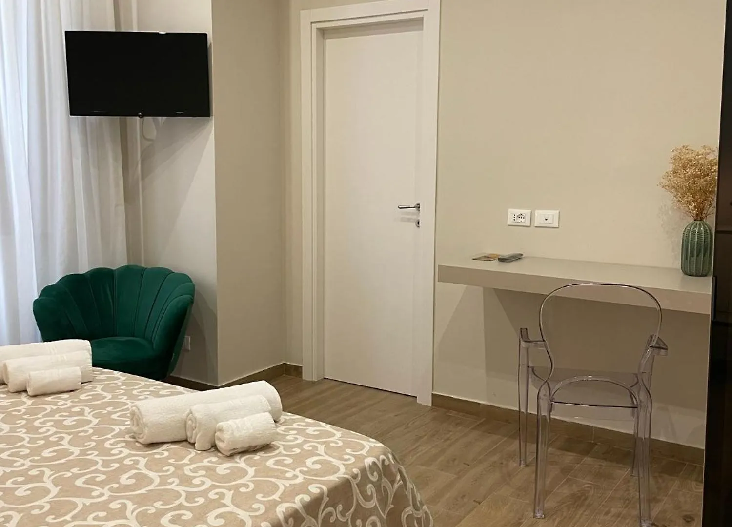 La Cattedrale Hotel Reggio Calabria Italy